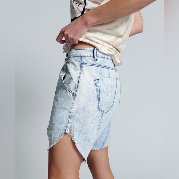 NWT One Teaspoon Luxe Harem Shorts Denim Classic Chambray Relaxed Sz 26 - Picture 3 of 16